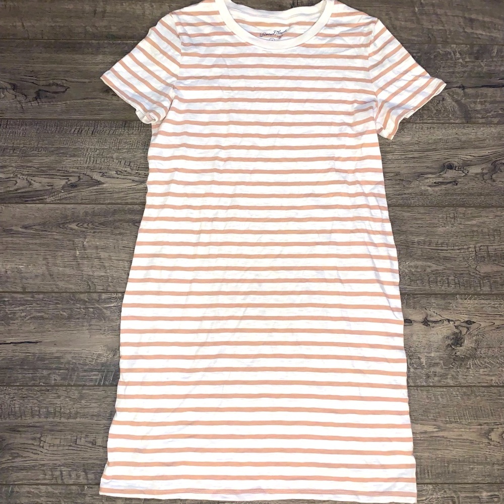 Universal Threads Stripe Short Sleeve TShirt Dress - Picture 3 of 8